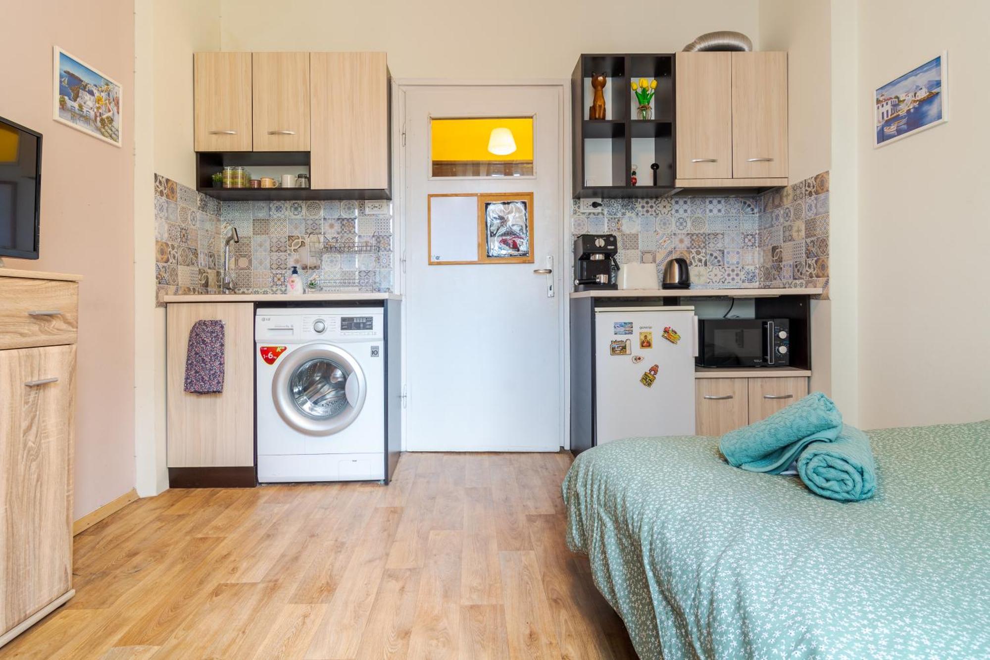 The Top Spot - Cute Little Studio In The Center София Экстерьер фото